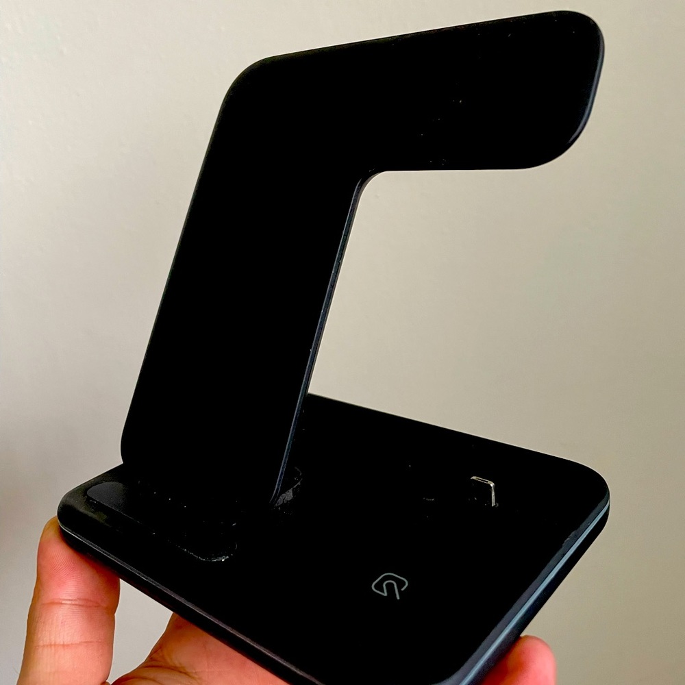 Triple Apple Charger